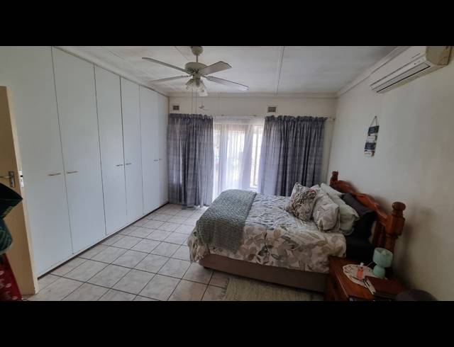 3 BEDROOM HOUSE FOR SALE IN MEER EN SEE